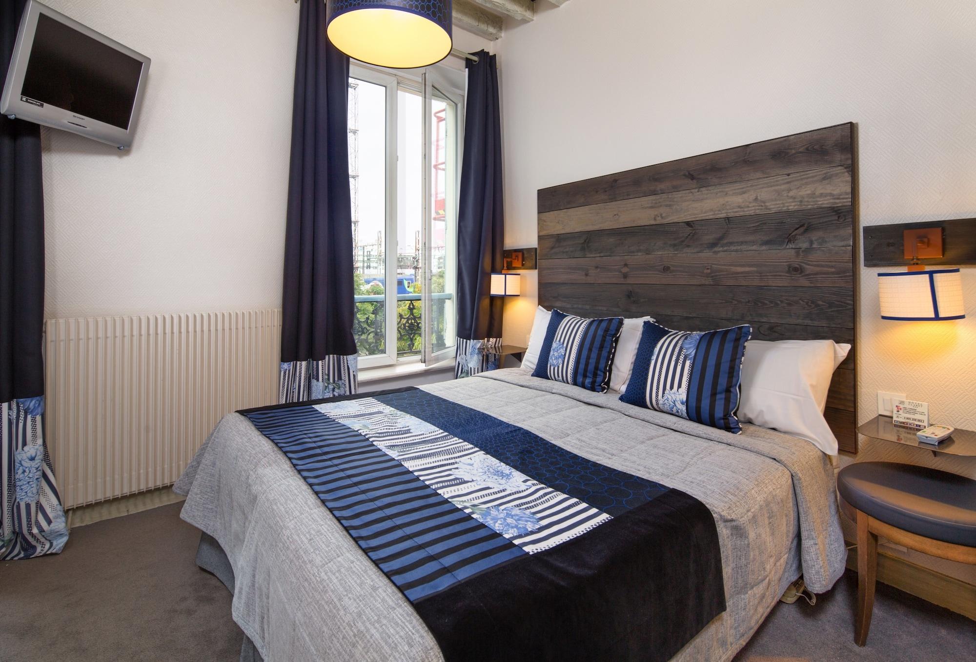 Claret Hotel 3*