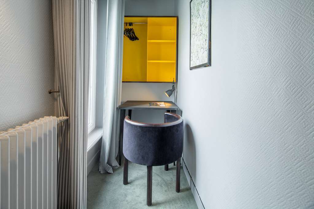 Claret Hotel